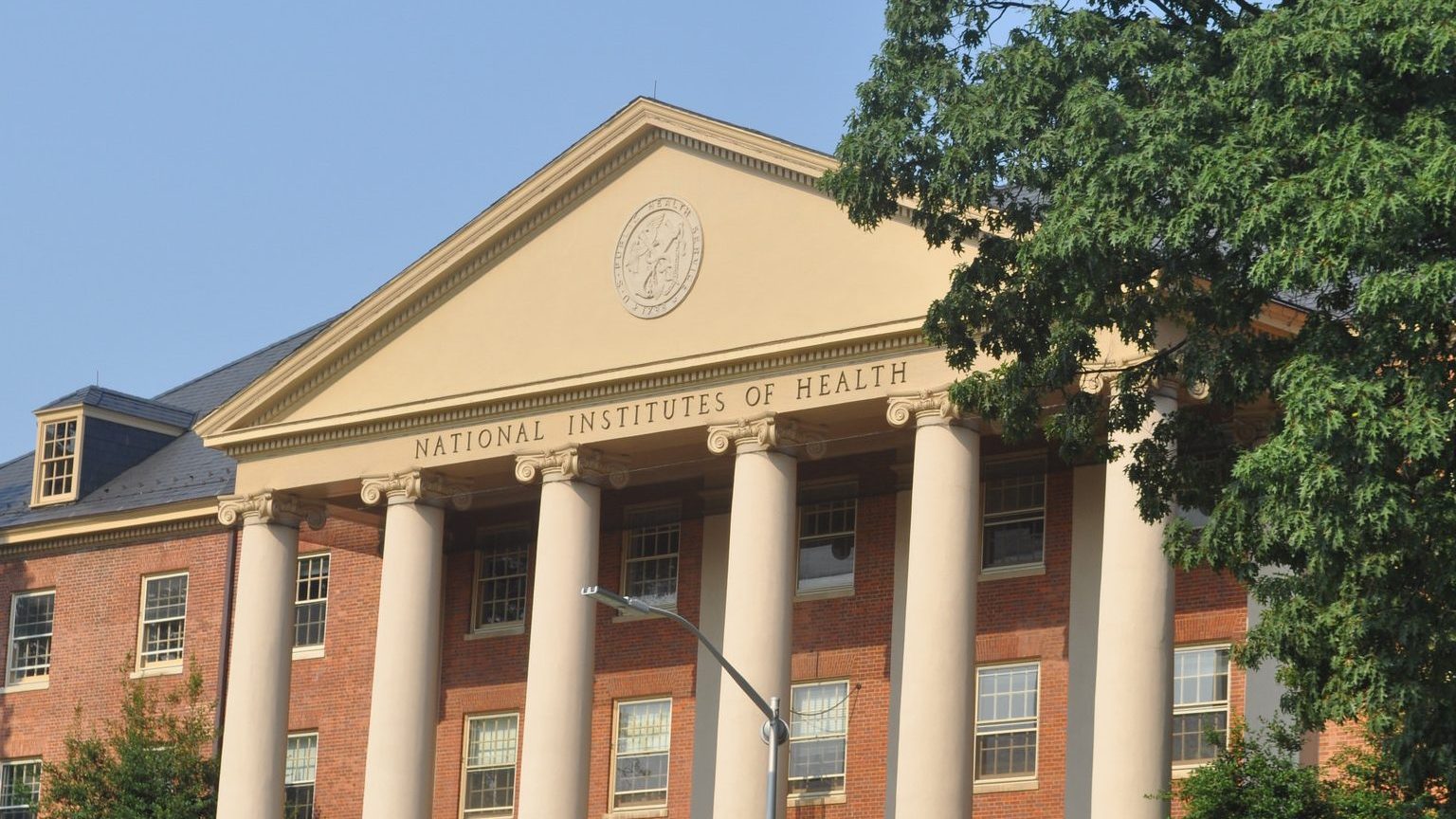 nih-building-color