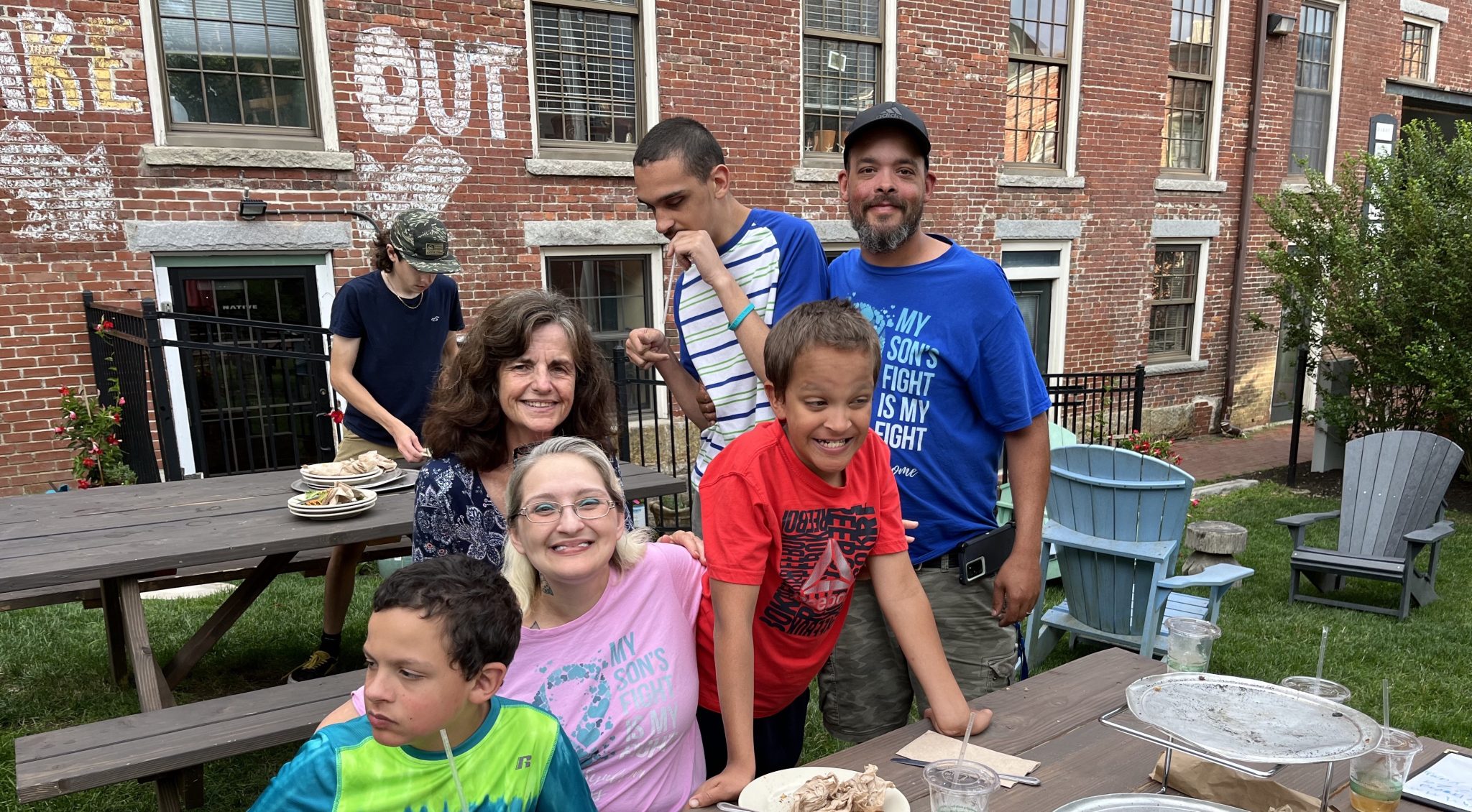 Families Come from Multiple States for Flatbread Pizza Fundraiser • FRAXA Research Foundation