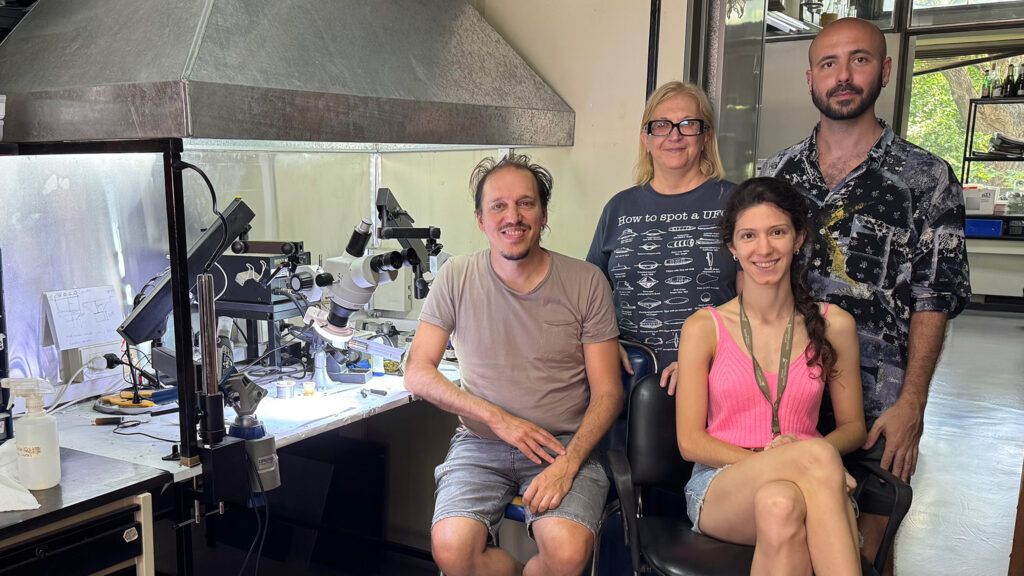 FRAXA-DVI research team in the lab conducting preclinical Fragile X drug validation studies